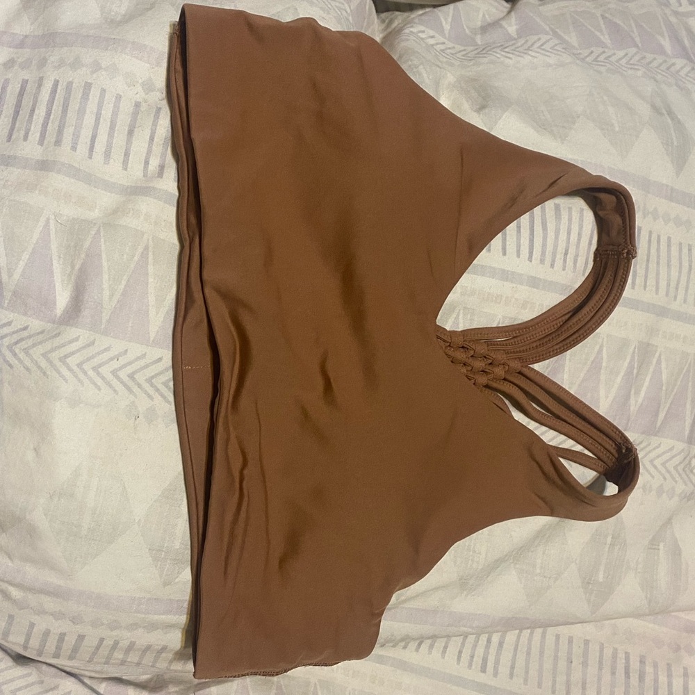 Arie sports bra